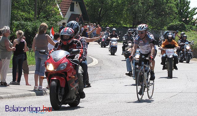 az alsóörsi Harley-Davidson (Open Road) Fesztivál motorosmenete 2011