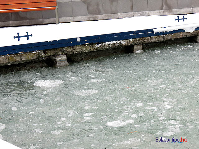 Tihanyi balatoni téli képek fotók jegesvíz
