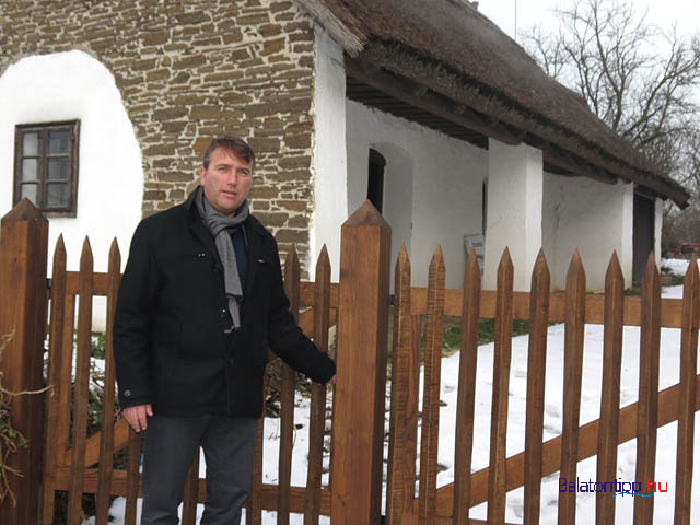 Balatonlelle Napfénystrand plázs lidó