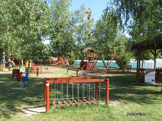 Balatonberény községi strand