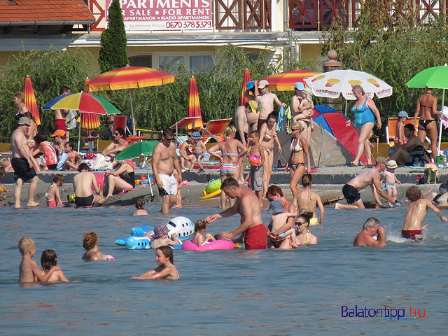 Balatonlelle Napfény strand
