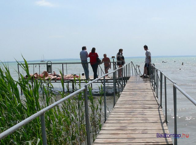 Balatonkenese-Alsoreti-szabadstrand4-balatontipp-gyorffya