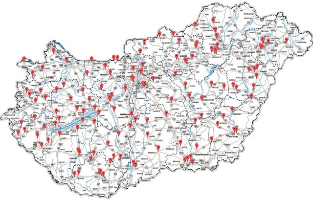 Az ország különböző útjai mellé telepített 134 kamerás traffipax állomás - komplex közlekedési ellenőrző pont 