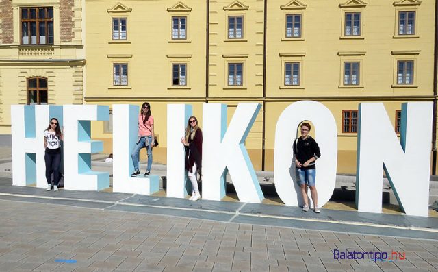 HELIKON-negy-lannyal-Helikon-Keszthely2016-balatontipp-gyorffya