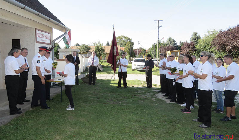 Elismeresek-atadasa-Balatonbereny-Tuzoltosag125-balatontipp-gyorffya