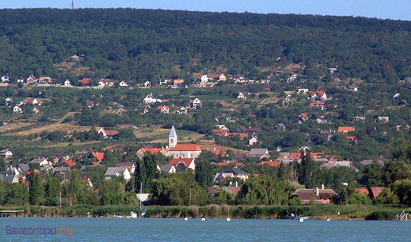 Paloznak a Balatonról - ebben a csendes környezetben rendezték meg ötödik alkalommal a fesztivált