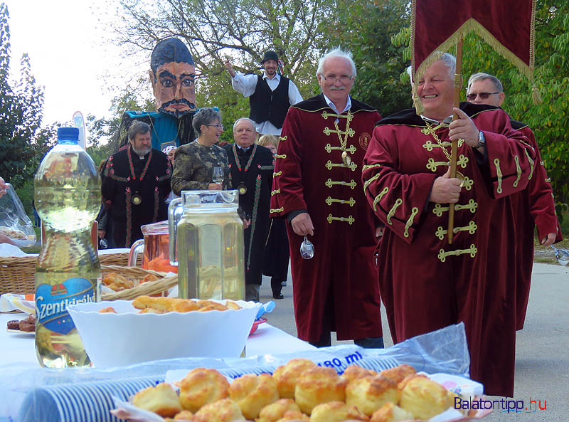 borrendek-kossuth_utca-balatonakali-szuret-balatontipp-gyorffya