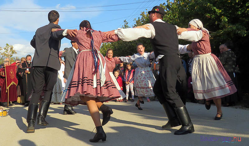 csopak_tancegyuttes-kortanc-balatonakali-szuret-balatontipp-gyorffya