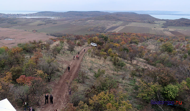 apati-hegyi_kilato-kilatas-felsziget-belso-to-tihany-avatas-balatontipp-gyorffya