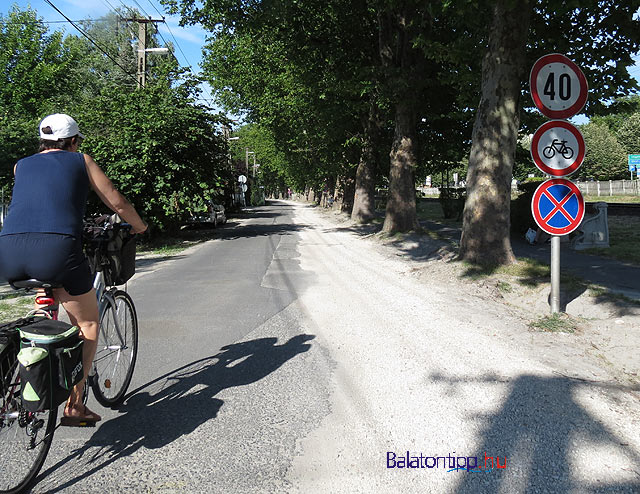 Balatonboglár alternatív Balatoni bicikliút bringakörút 