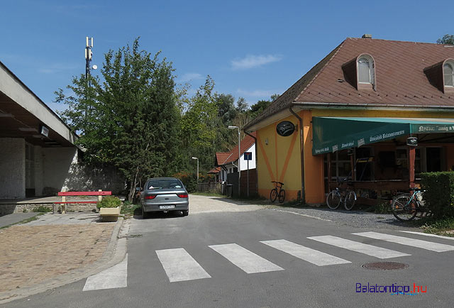 Balatonszemes-alternetív bicikliút