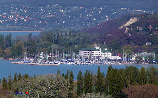 Balatonakarattya panoráma Kenese Marina Port