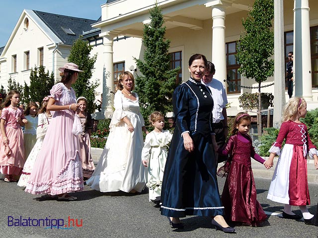 Balatonfüred Romantikus reformkor séta a századok között - fotók képek