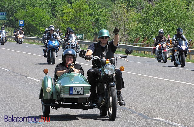 az alsóörsi Harley-Davidson (Open Road) Fesztivál motorosmenete 2011