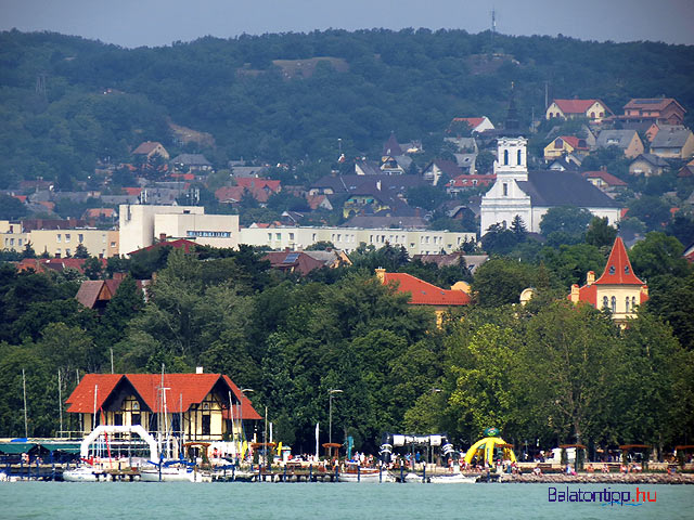 Kékszalag Balaton-kerülő vitorlásverseny 2012  füredi panoráma