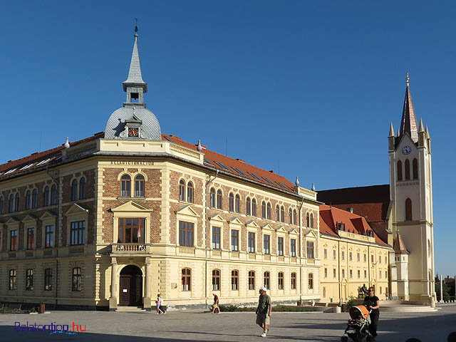 Keszthely Fő tér Gimnázium templom