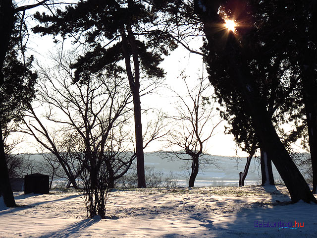 Balaton-felvidék Tihany havazás hó 2014 Kiskálvária-domb napos