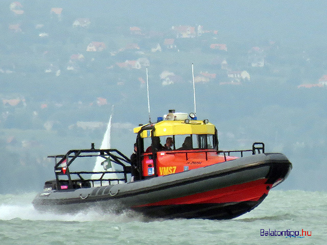 Rupert gyorsjáratú sürgősségi vízimentőhajó Balatoni Zánka