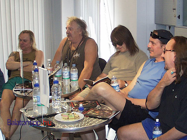 Trevor_BolderBass-Lee_KerslakeDob-Phil_LanzonKeyboards-Bernie_ShawVocals-Mick_BoxGuitar-Alsoors-Uriah_Heep