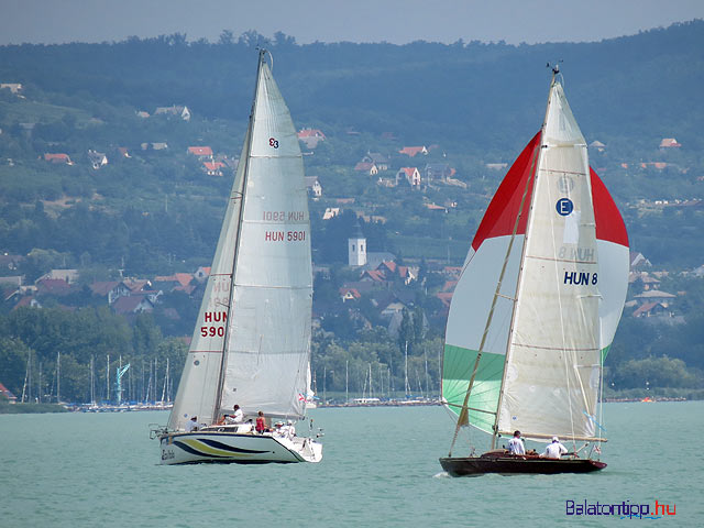 Távolban Kékszalag Balaton kerülő verseny 2013