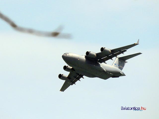 Big Mac - Boeing C-17 Globmaster III teherszállítórepülő a Balaton felett