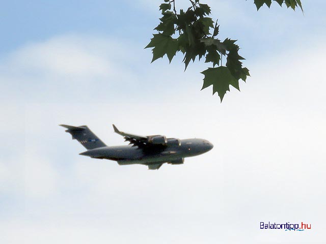 Big Mac - Boeing C-17 Globmaster III teherszállítórepülő a Balaton felett