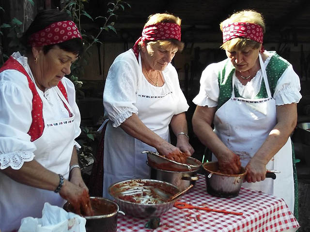 Lekvárfőző asszonyok Tihany