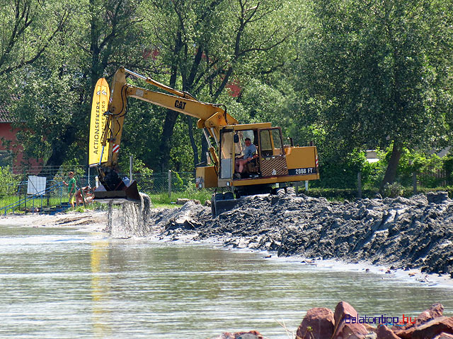 Balatonlell Napfény strand építés