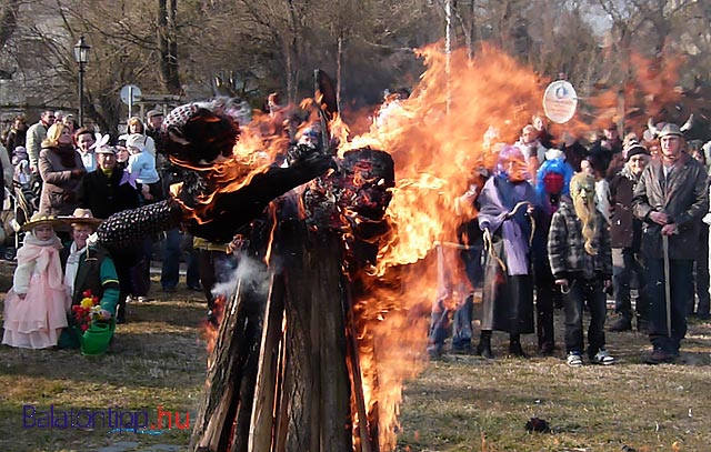 Arácsi Karnevál Balatonfüred-Arács 2011 farsang felvonulás