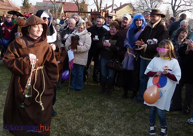 Arácsi Karnevál Balatonfüred-Arács 2011 farsang felvonulás