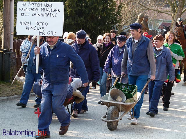 Arácsi Karnevál Balatonfüred-Arács 2011 farsang felvonulás