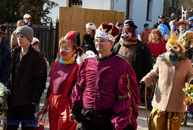 Arácsi Karnevál Balatonfüred-Arács 2011 farsang felvonulás