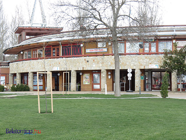 Balaton Balatonfüred Eszterházy strand homokozás