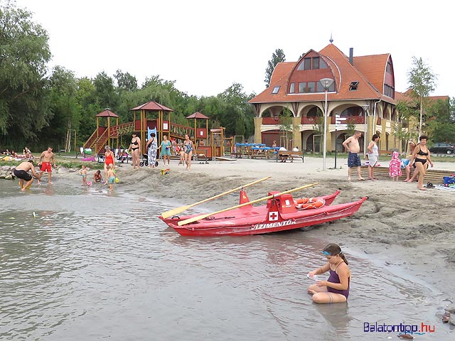 Fonyód Sándortelepi strand plázs1