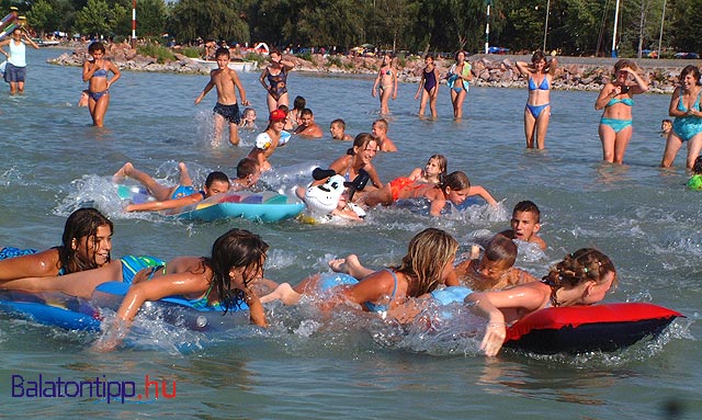 Fotók a Bácskai utcai szabadstrandról - Zamárdi Balaton