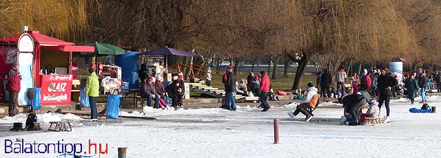 Balatonfűzfő Fövany strand korcsolyázás jeges képek