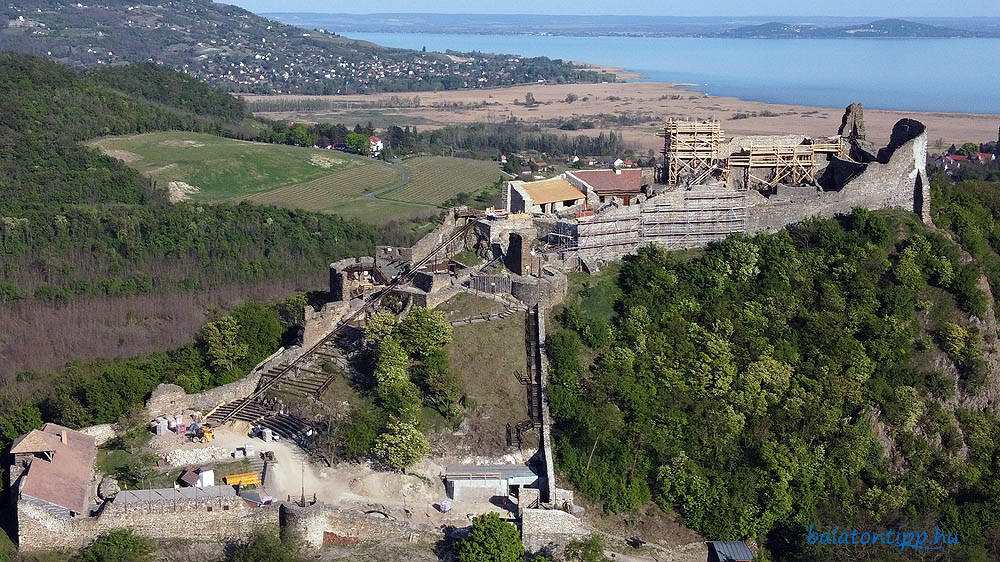 Szigliget Kozel Egy Evi Szunet Utan Ismet Megnyitja Kapujat A Balaton Vara Balatontipp