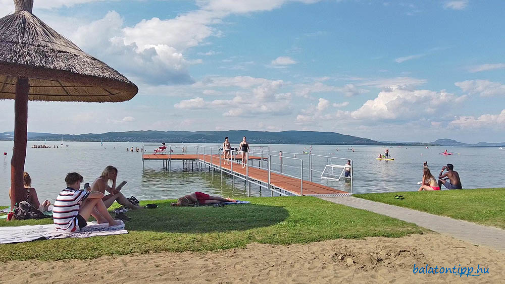 Balatonberény - Egy igazán barátságos strand a Balaton ...