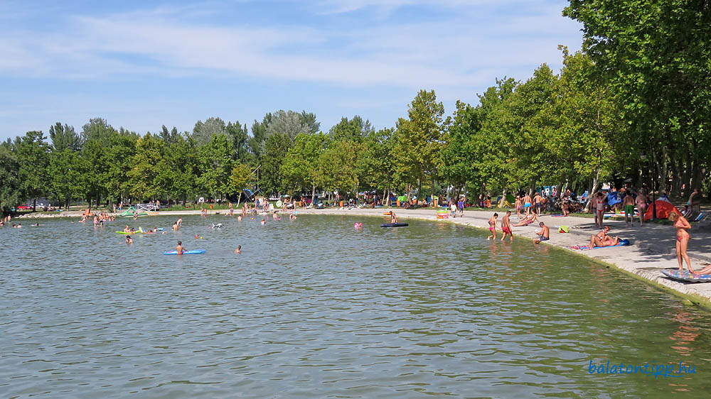 Központi szabdstrand Balatonföldvár