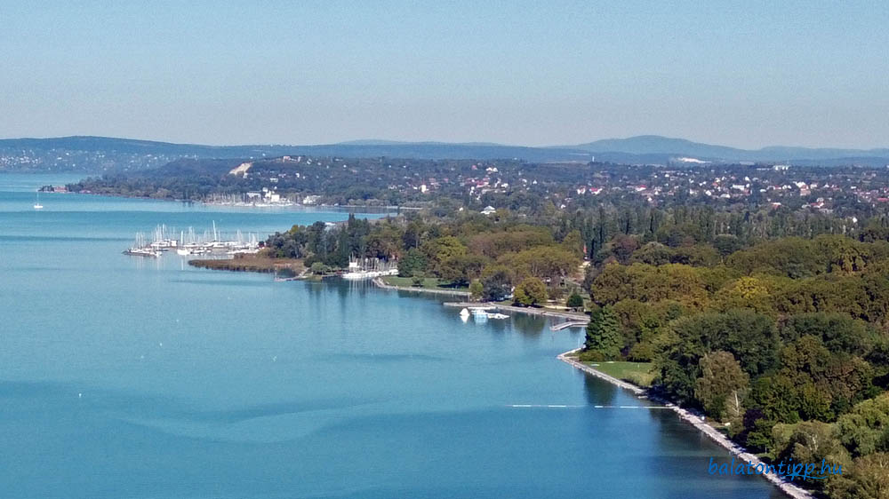 Balatonkenesei part Akarattya irányából 